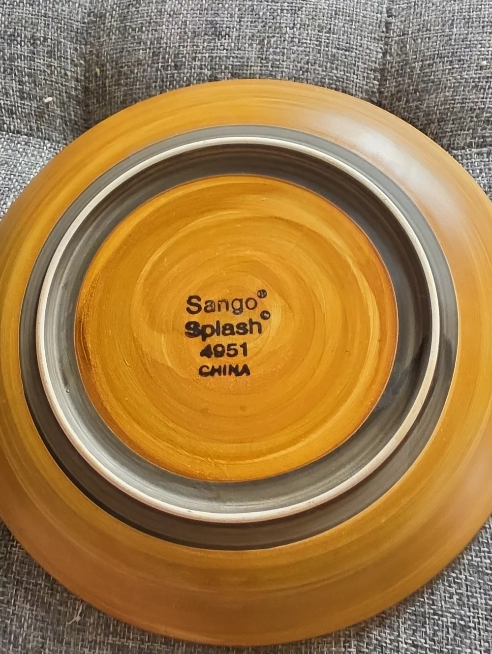 Sango Splash 4951 Brown Stoneware 8.25 Plates with Concentric Glaze Set of 4